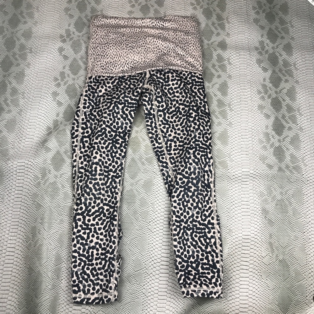 Lululemon Dottie tribe studio dance pant